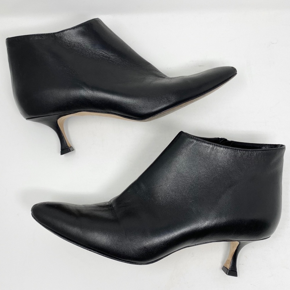 Manolo Blahnik Black Leather Ankle Booties
